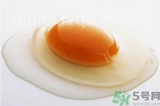 鸡蛋黄散了还能吃吗 (鸡蛋散黄还能吃吗)