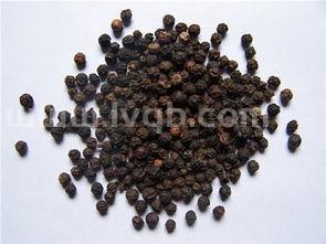 黑胡椒与白胡椒有什么区别 (黑胡椒和白胡椒)