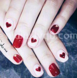 过年美甲样式2021红色有哪些 (酒红色美甲图片)