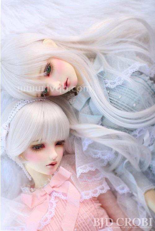 淘宝西西娃屋的BJD娃娃是正版么 (西西正版人体的简单介绍)