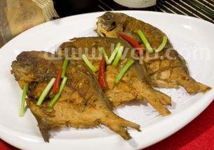 刀鱼和带鱼哪个贵,刀鱼是不是现在饭桌上最贵的鱼类?