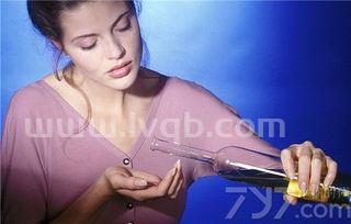 甘油对皮肤的作用,擦甘油对皮肤有哪些好处和坏处?