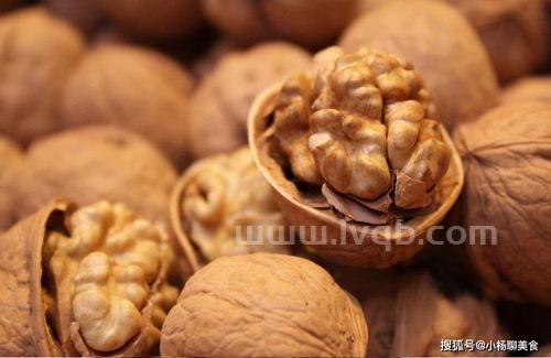 核桃是水果吗,核桃属于什么类