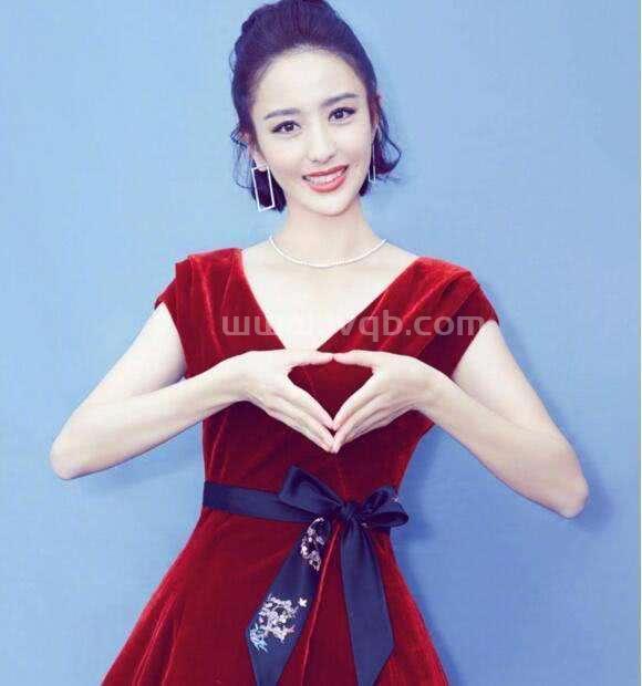 佟丽娅民族的简单介绍,佟丽娅身高体重